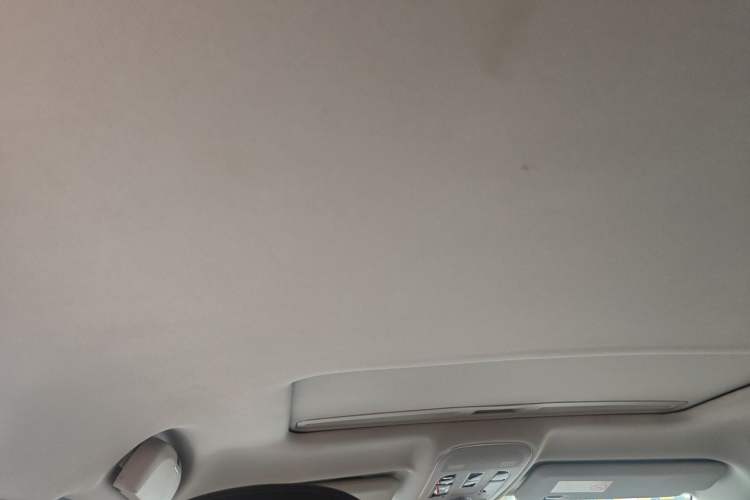 Used Haval H2 2015 1.5T Automatic Two-Wheel Drive Elite Edition Headliner