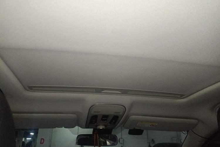 Used Haval H2 2015 1.5T Automatic Two-Wheel Drive Elite Edition Headliner