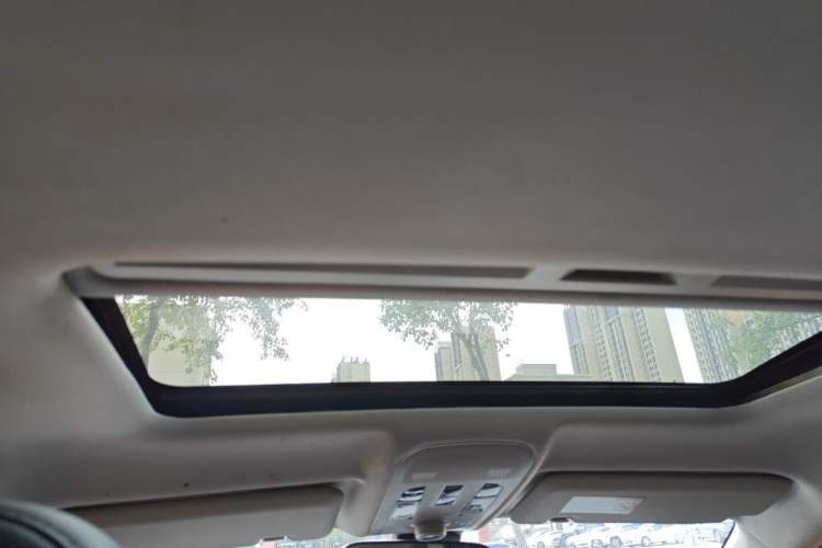 Used Haval H2 2015 1.5T Automatic Two-Wheel Drive Prestige Edition Headliner