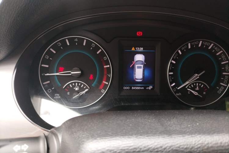 Used Haval H2 2015 1.5T Automatic Two-Wheel Drive Prestige Edition Instrument Cluster