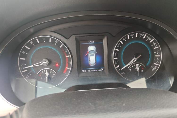 Used Haval H2 2015 1.5T Automatic Two-Wheel Drive Elite Edition Instrument Cluster