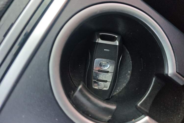 Used Haval H2 2015 1.5T Automatic Two-Wheel Drive Elite Edition Interior 1