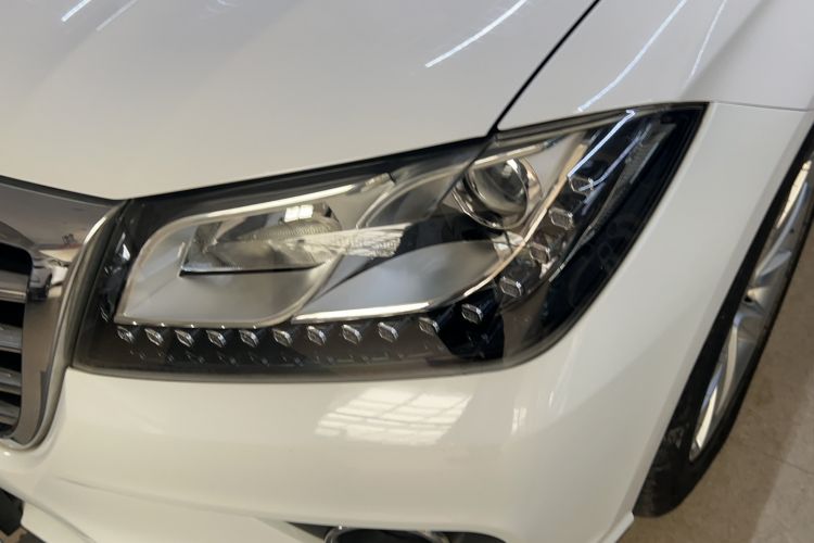 Used Haval H2 2015 1.5T Automatic Two-Wheel Drive Elite Edition Left Front Headlight