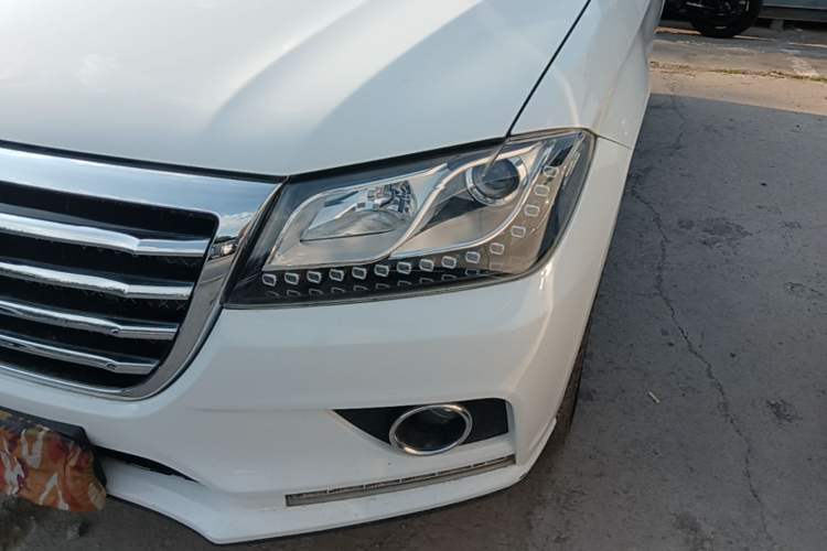 Used Haval H2 2015 1.5T Automatic Two-Wheel Drive Elite Edition Left Front Headlight