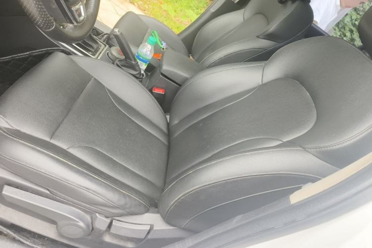 Used Haval H2 2015 1.5T Automatic Two-Wheel Drive Elite Edition Left Front Seat