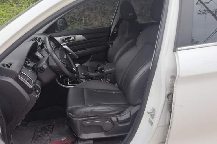 Used Haval H2 2015 1.5T Automatic Two-Wheel Drive Elite Edition Left Front Seat