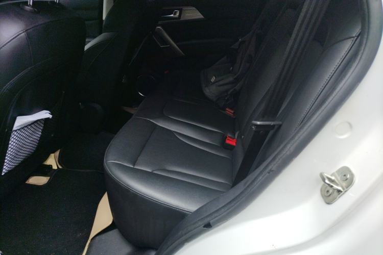 Used Haval H2 2015 1.5T Automatic Two-Wheel Drive Prestige Edition Left Rear Seat