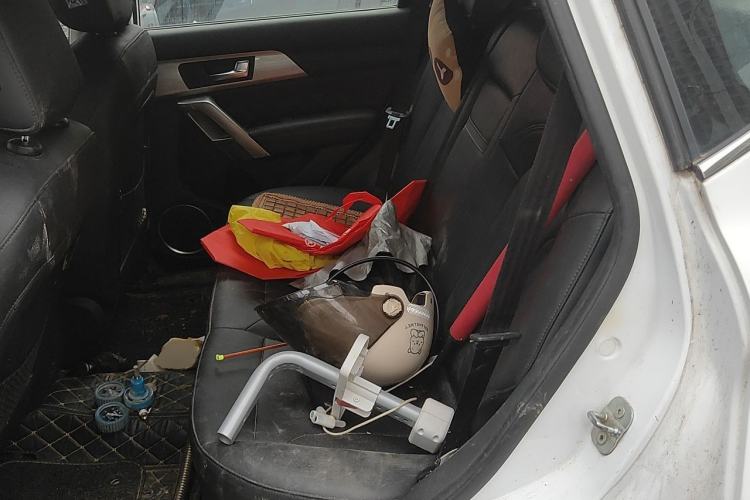 Used Haval H2 2015 1.5T Automatic Two-Wheel Drive Elite Edition Left Rear Seat