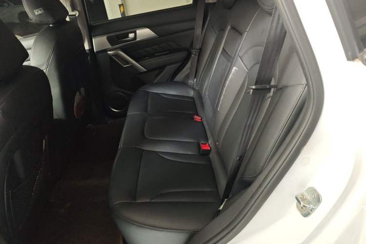 Used Haval H2 2015 1.5T Automatic Two-Wheel Drive Elite Edition Left Rear Seat