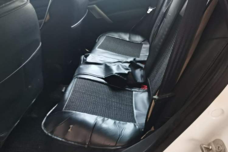 Used Haval H2 2015 1.5T Automatic Two-Wheel Drive Prestige Edition Left Rear Seat