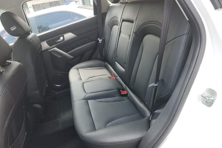 Used Haval H2 2015 1.5T Automatic Two-Wheel Drive Elite Edition Left Rear Seat