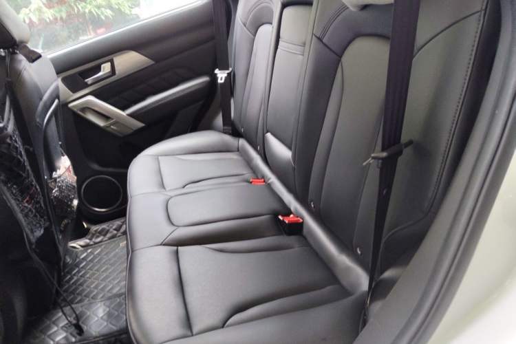 Used Haval H2 2015 1.5T Automatic Two-Wheel Drive Elite Edition Left Rear Seat