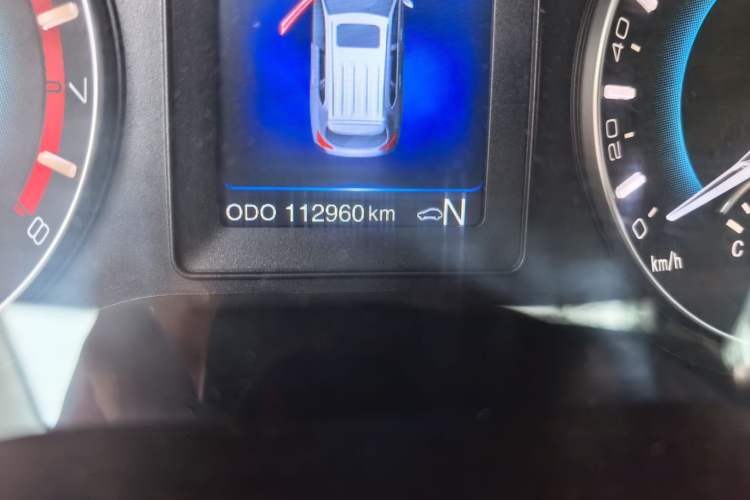Used Haval H2 2015 1.5T Automatic Two-Wheel Drive Elite Edition Odometer Close Up
