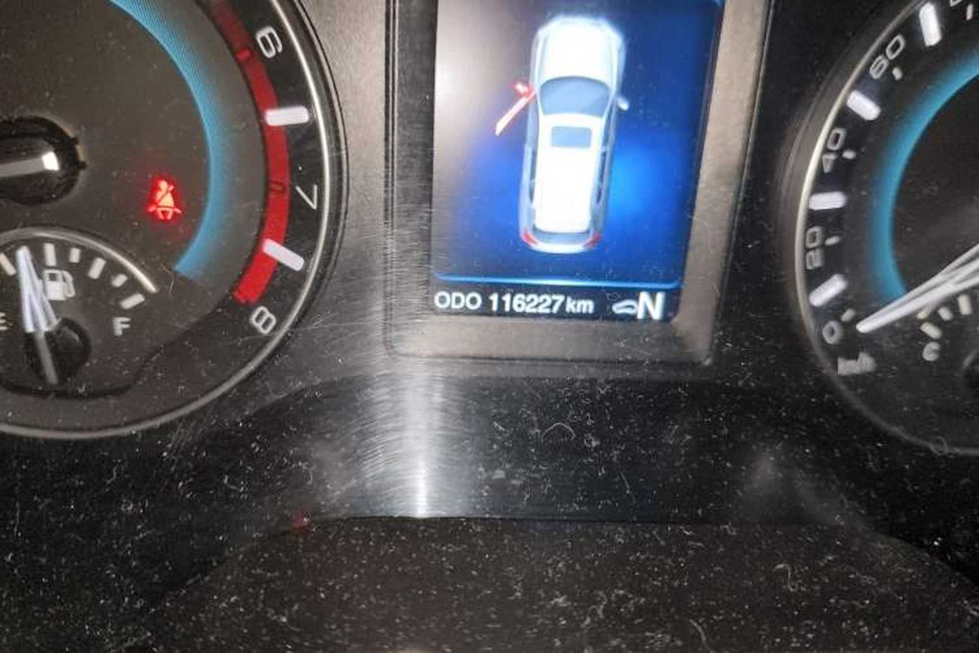 Used Haval H2 2015 1.5T Automatic Two-Wheel Drive Elite Edition Odometer Close Up