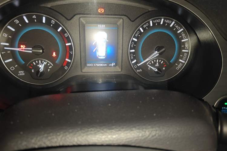 Used Haval H2 2015 1.5T Automatic Two-Wheel Drive Prestige Edition Odometer Close Up