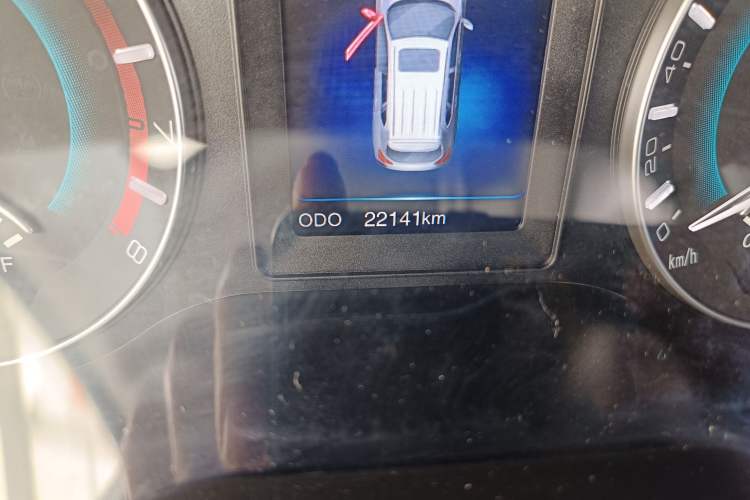 Used Haval H2 2015 1.5T Automatic Two-Wheel Drive Prestige Edition Odometer Close Up