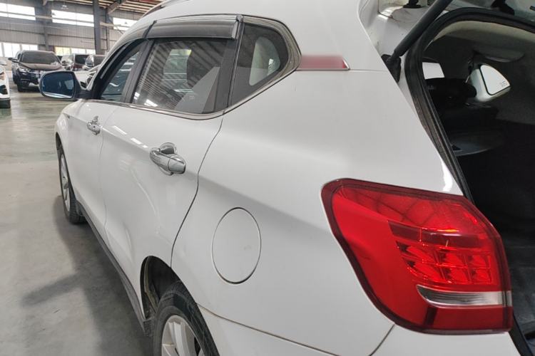 Used Haval H2 2015 1.5T Automatic Two-Wheel Drive Elite Edition Rear Left 45 Deg