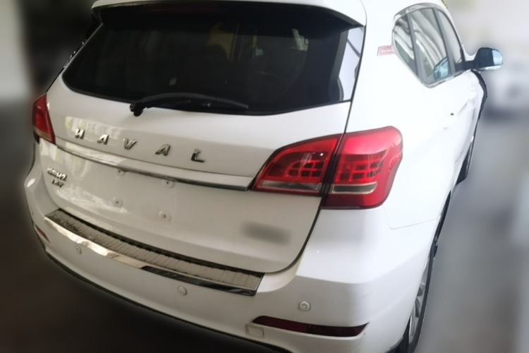 Used Haval H2 2015 1.5T Automatic Two-Wheel Drive Prestige Edition Rear Right 45 Deg