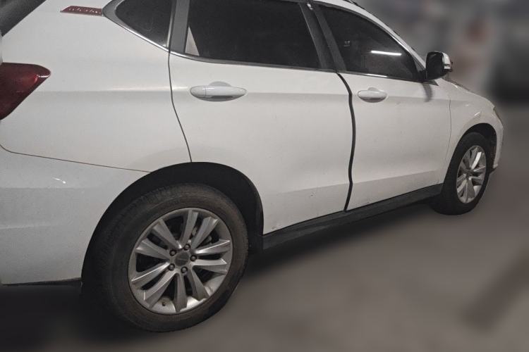 Used Haval H2 2015 1.5T Automatic Two-Wheel Drive Elite Edition Rear Right 45 Deg