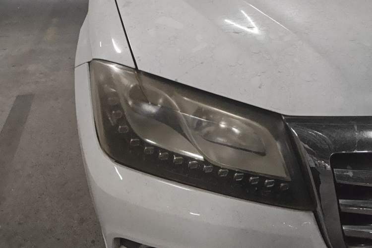 Used Haval H2 2015 1.5T Automatic Two-Wheel Drive Elite Edition Right Front Headlight