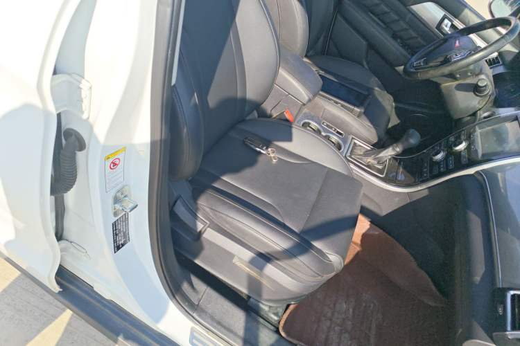 Used Haval H2 2015 1.5T Automatic Two-Wheel Drive Prestige Edition Right Front Seat