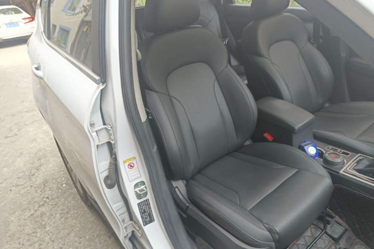 Used Haval H2 2015 1.5T Automatic Two-Wheel Drive Prestige Edition Right Front Seat