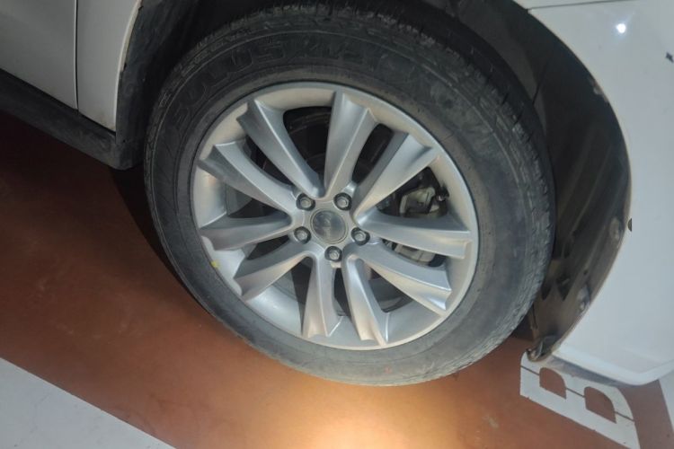 Used Haval H2 2015 1.5T Automatic Two-Wheel Drive Prestige Edition Right Front Wheel Hub