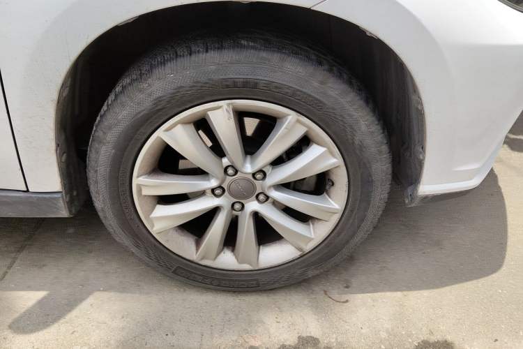 Used Haval H2 2015 1.5T Automatic Two-Wheel Drive Elite Edition Right Front Wheel Hub