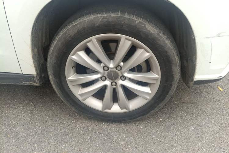 Used Haval H2 2015 1.5T Automatic Two-Wheel Drive Elite Edition Right Front Wheel Hub