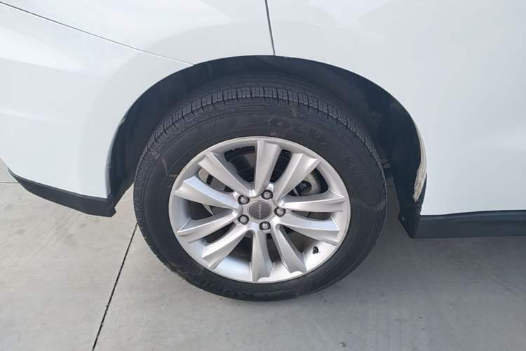 Used Haval H2 2015 1.5T Automatic Two-Wheel Drive Elite Edition Right Rear Wheel Hub
