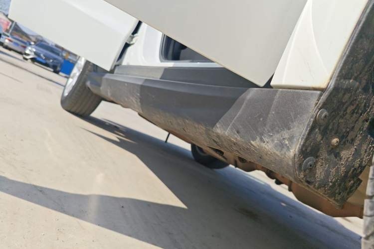 Used Haval H2 2015 1.5T Automatic Two-Wheel Drive Prestige Edition Right Side Sill
