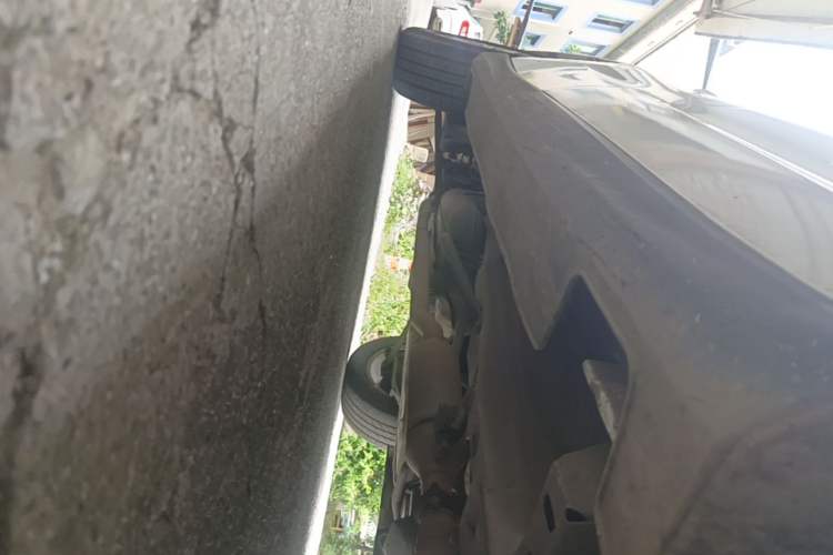 Used Haval H2 2015 1.5T Automatic Two-Wheel Drive Prestige Edition Right Side Sill