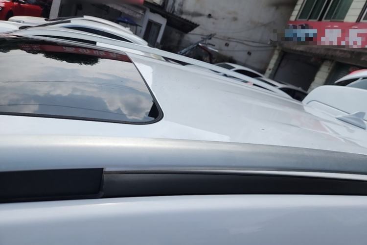 Used Haval H2 2015 1.5T Automatic Two-Wheel Drive Elite Edition Roof