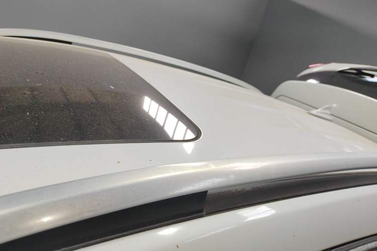 Used Haval H2 2015 1.5T Automatic Two-Wheel Drive Elite Edition Roof