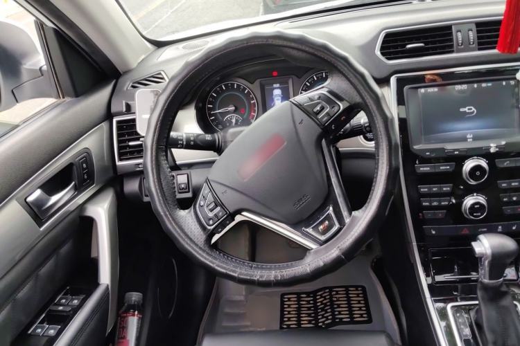 Used Haval H2 2015 1.5T Automatic Two-Wheel Drive Prestige Edition Steering Wheel