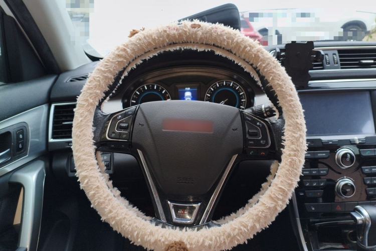 Used Haval H2 2015 1.5T Automatic Two-Wheel Drive Elite Edition Steering Wheel