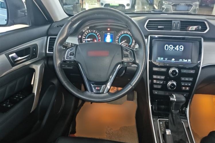 Used Haval H2 2015 1.5T Automatic Two-Wheel Drive Elite Edition Steering Wheel