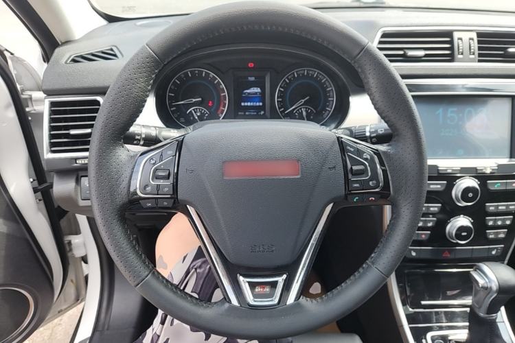 Used Haval H2 2015 1.5T Automatic Two-Wheel Drive Elite Edition Steering Wheel