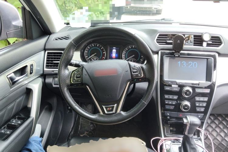 Used Haval H2 2015 1.5T Automatic Two-Wheel Drive Elite Edition Steering Wheel