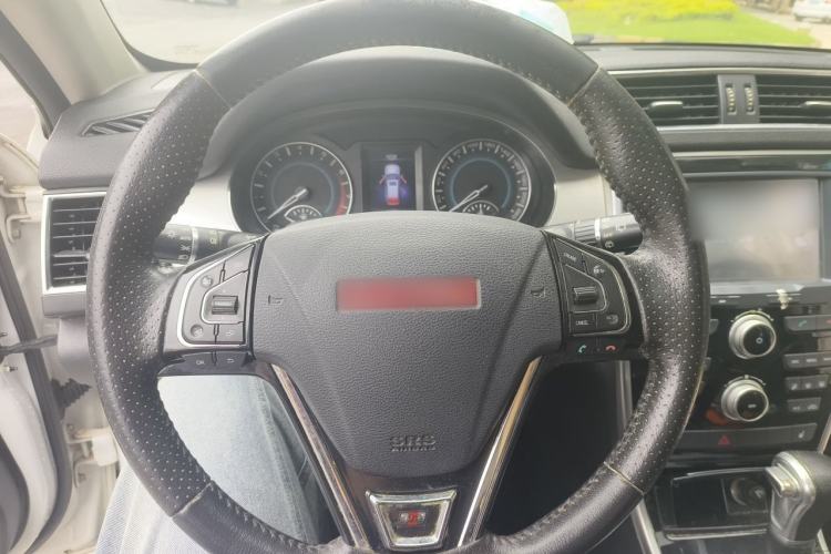 Used Haval H2 2015 1.5T Automatic Two-Wheel Drive Elite Edition Steering Wheel