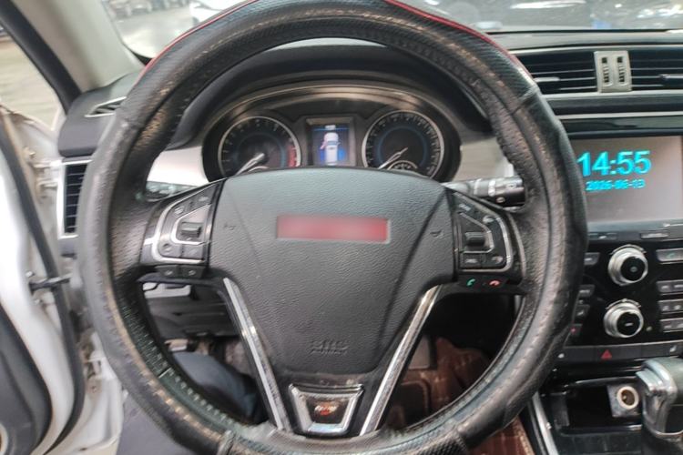 Used Haval H2 2015 1.5T Automatic Two-Wheel Drive Elite Edition Steering Wheel