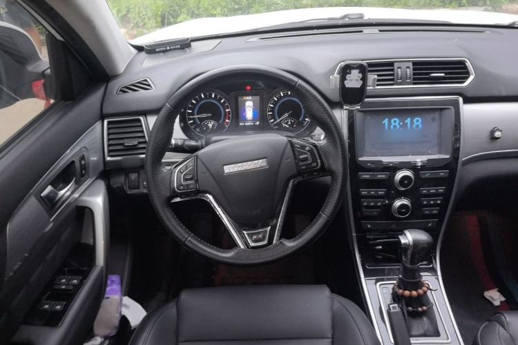 Used Haval H2 2015 1.5T Automatic Two-Wheel Drive Elite Edition Steering Wheel