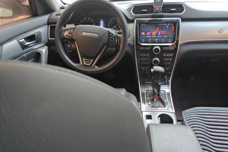 Used Haval H2 2015 1.5T Automatic Two-Wheel Drive Prestige Edition Steering Wheel