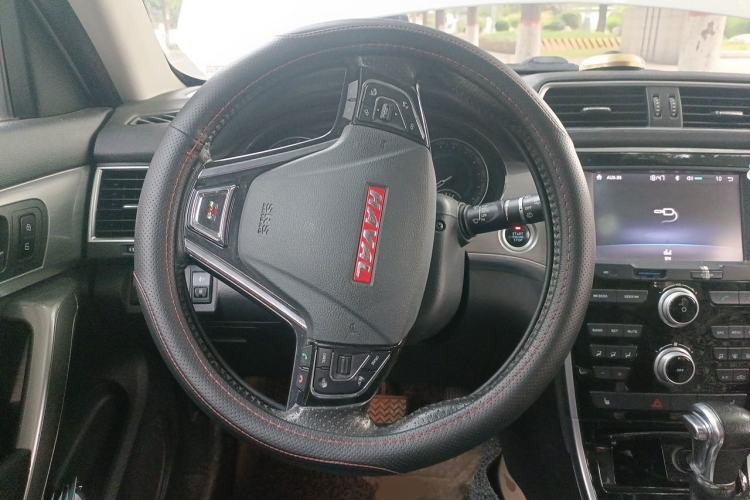 Used Haval H2 2015 1.5T Automatic Two-Wheel Drive Elite Edition Steering Wheel