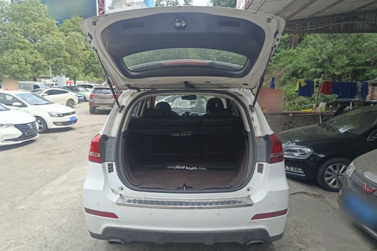 Used Haval H2 2015 1.5T Automatic Two-Wheel Drive Prestige Edition Trunk