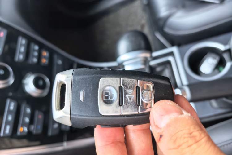 Used Haval H2 2015 1.5T Automatic Two-Wheel Drive Elite Edition Vehicle Key