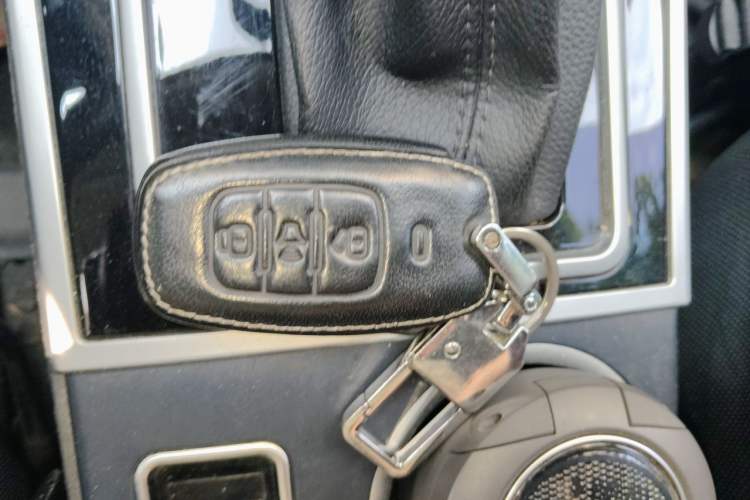Used Haval H2 2015 1.5T Automatic Two-Wheel Drive Prestige Edition Vehicle Key