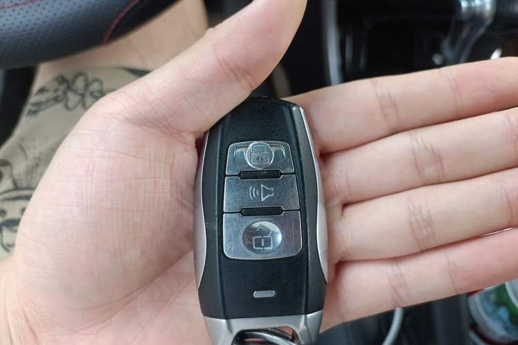 Used Haval H2 2015 1.5T Automatic Two-Wheel Drive Elite Edition Vehicle Key