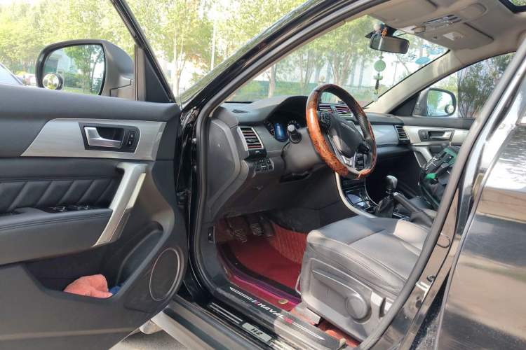 Used Haval H2 2016 Red Label 1.5T Manual Two-Wheel Drive Elite Model Driver Seat