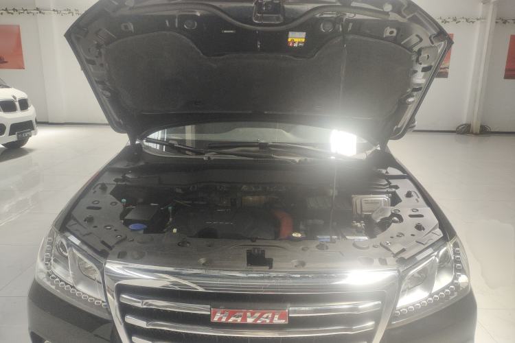 Used Haval H2 2016 Red-Label 1.5T Manual Two-Wheel Drive Luxury Model Engine Bay